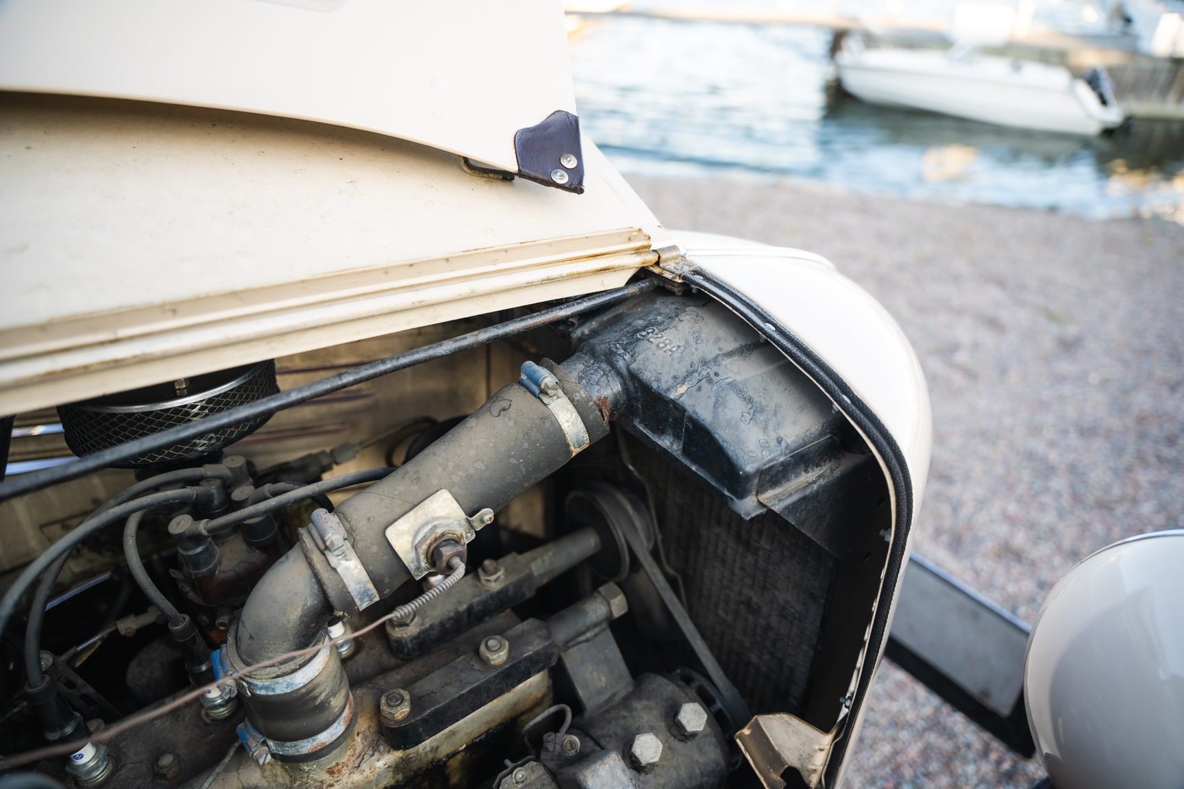 Image of 1938 American Bantam Model 30 Coupé mechanics