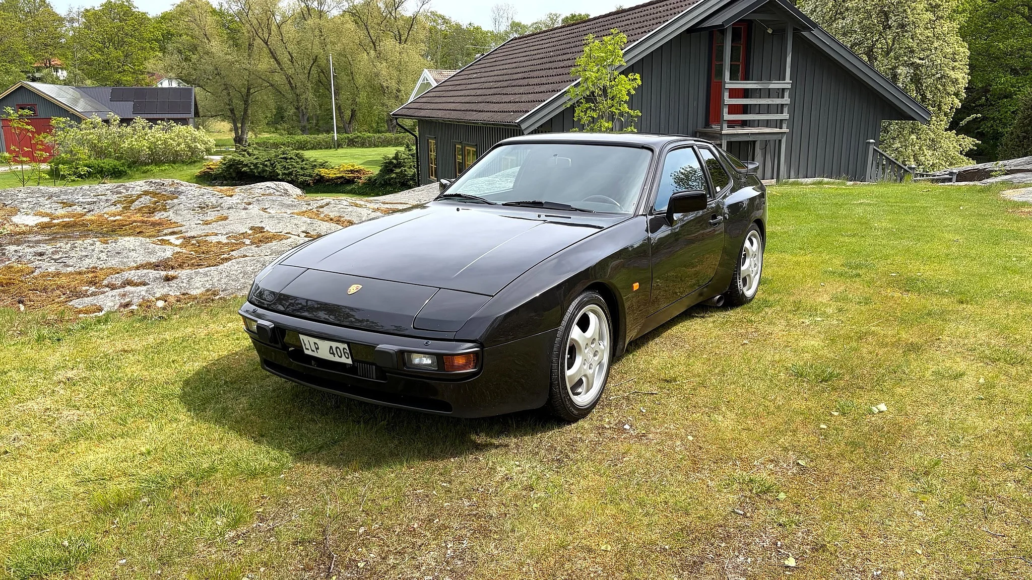 Exterior image of 1983 Porsche 944 1,8 TFSI Targa  (14)