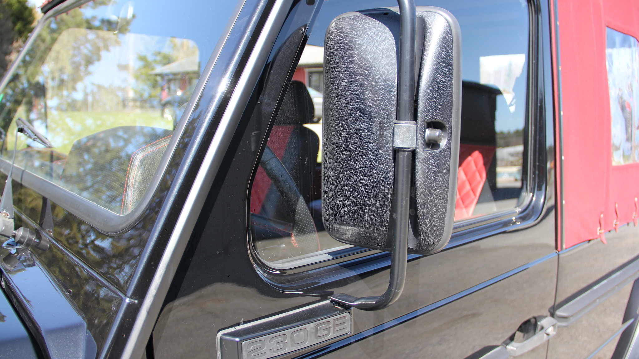 Exteriörbild på 1996 Mercedes G230 STEYR-PUCH Automat