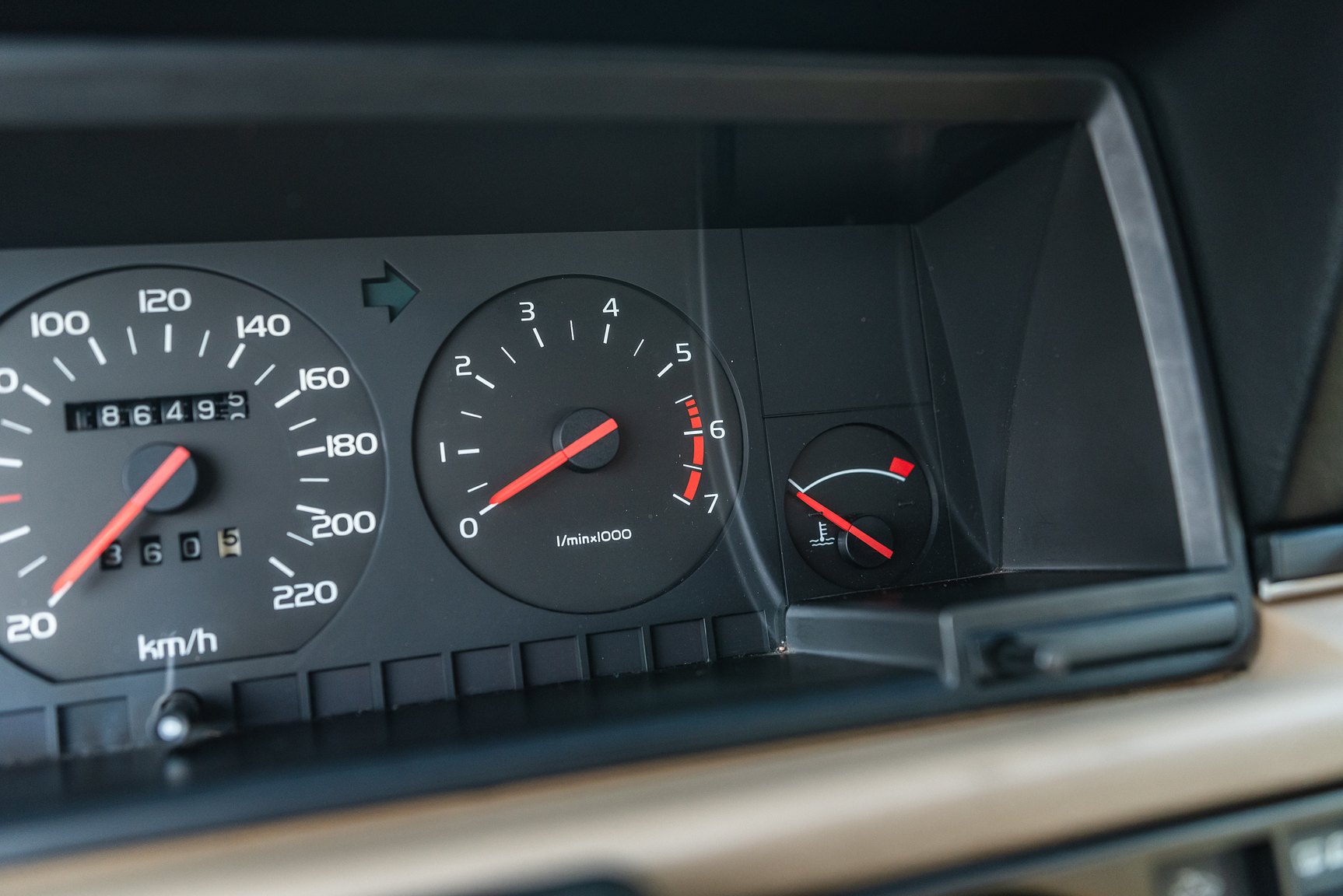 Interior image of 1986 Volvo 760 GLE 2.8 V6 Automatisk
