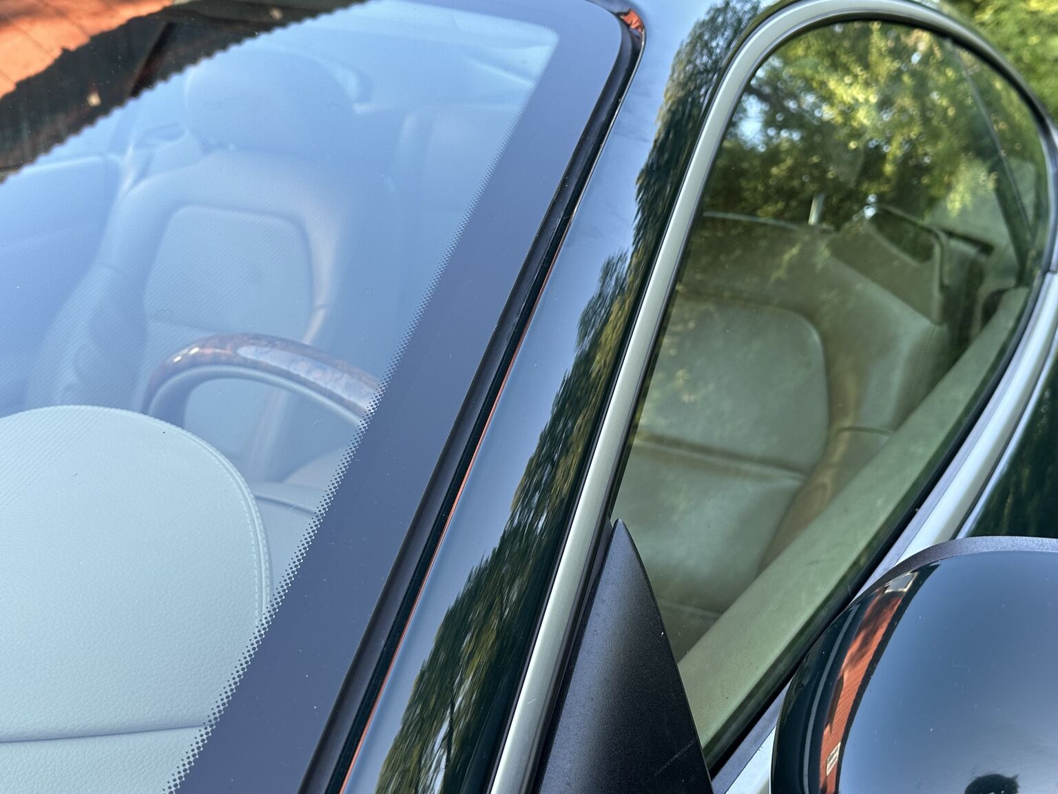 Exteriörbild på 2007 Jaguar XKR