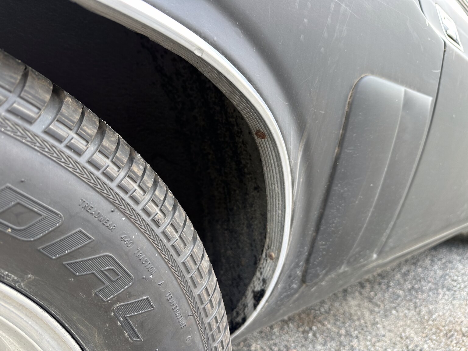 Exteriörbild på 1971 Dodge Challenger 440 (14)