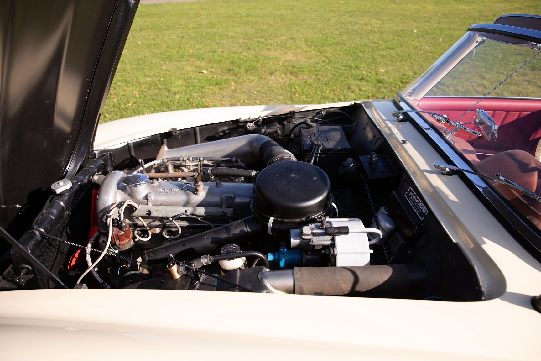 Image of 1958 Mercedes-Benz 190SL mechanics