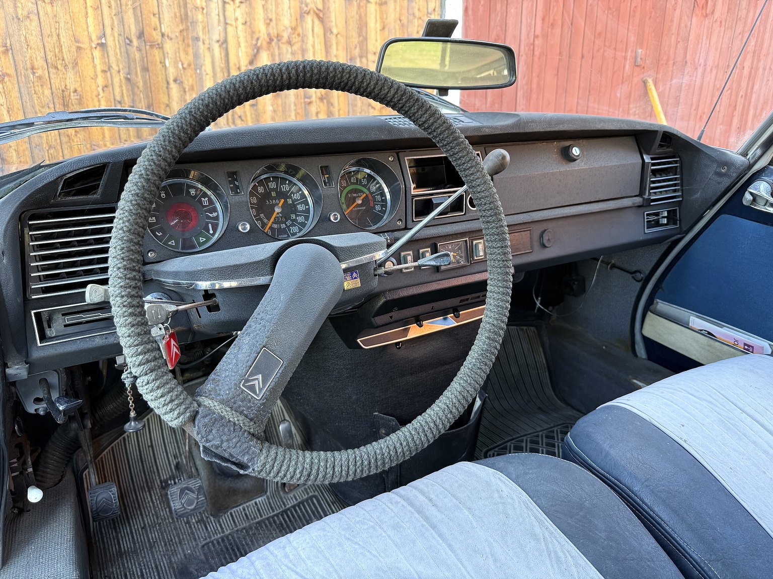 Interiörbild 1973 Citroën DS 23 Break
