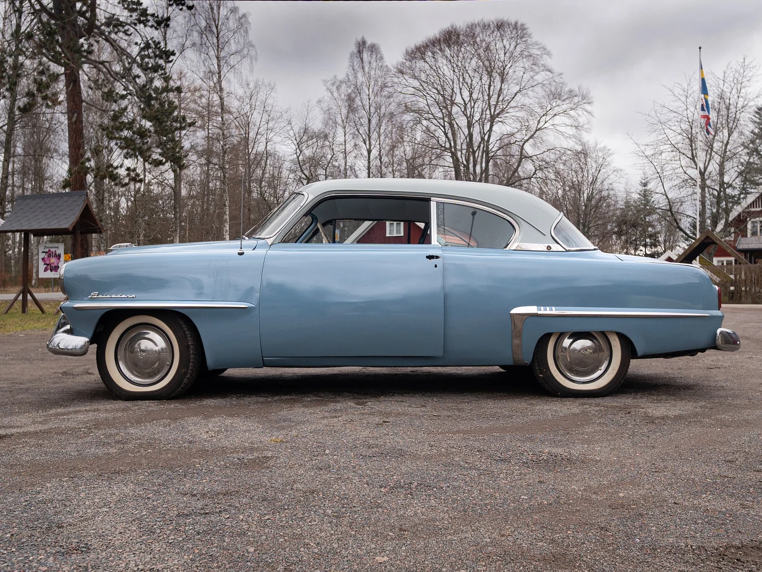 Exterior image of 1953 Plymouth Belvedere 2 door HT Coupe (5)