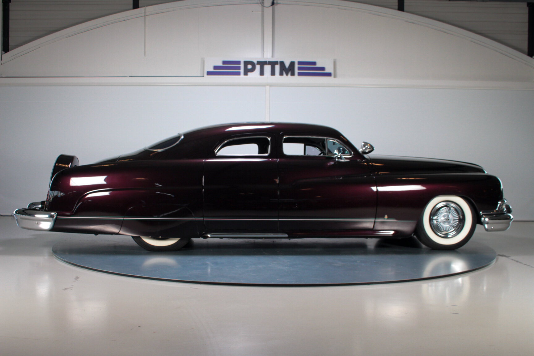 Exterior image of 1951 Lincoln Cosmopolitan 
