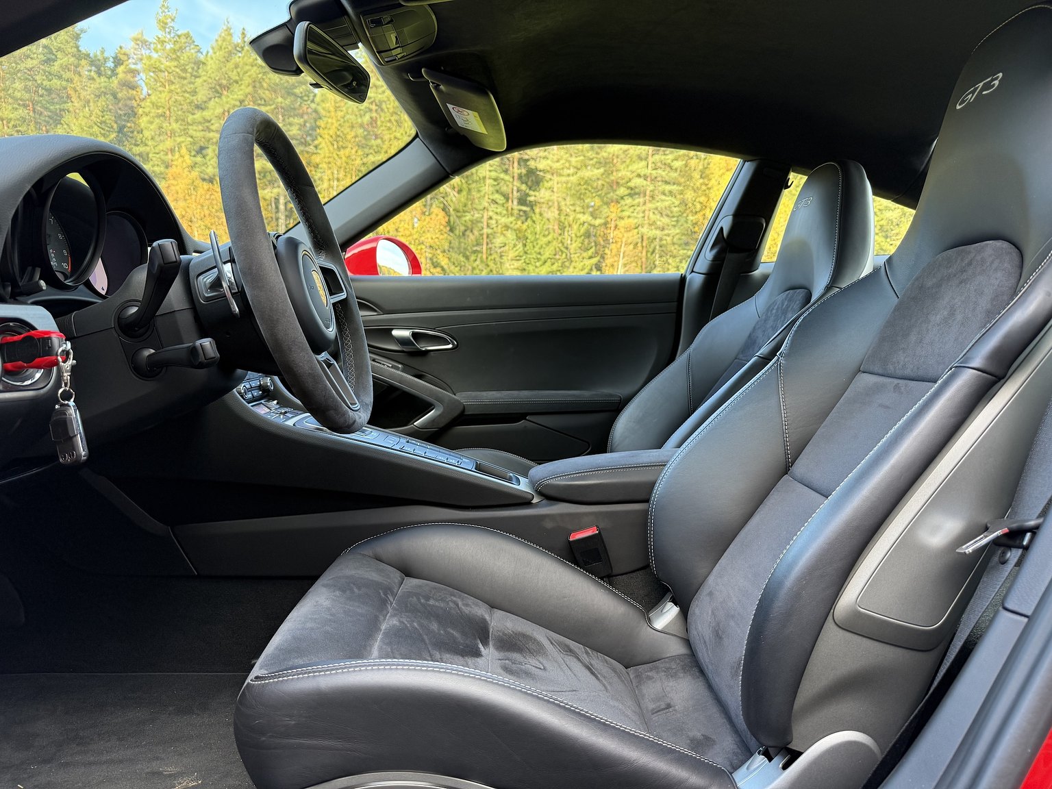 Interiörbild 2018 PORSCHE 911 GT3 (8)