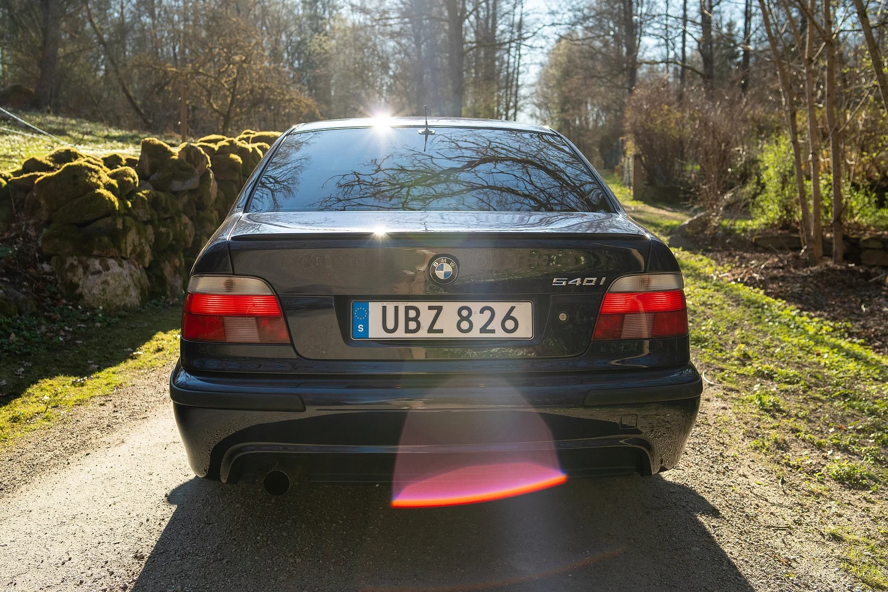 Exterior image of 1996 BMW 540iA (34)