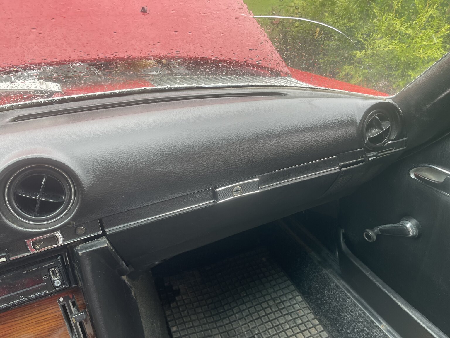 Innenraumfoto von 1973 Mercedes 350 SLC