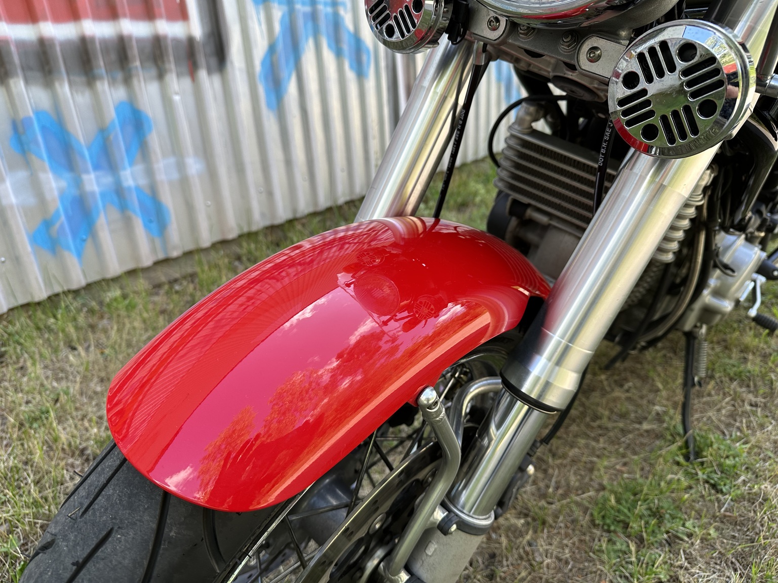 Exteriörbild på 2006 Ducati 1000 GT (12)