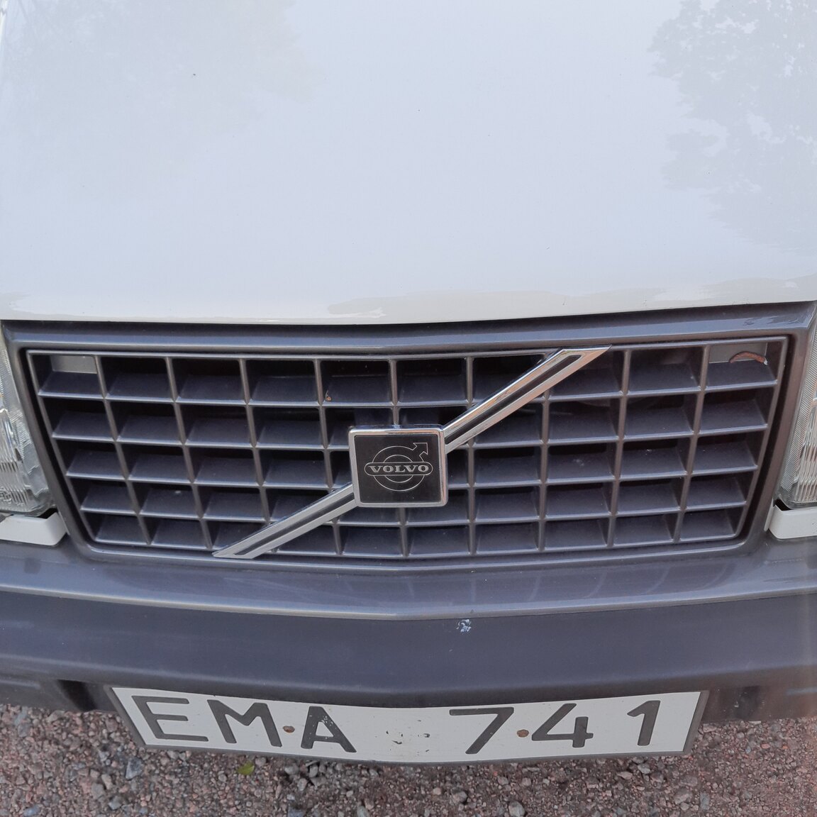 Exteriörbild på 1992 Volvo 944 GL SE