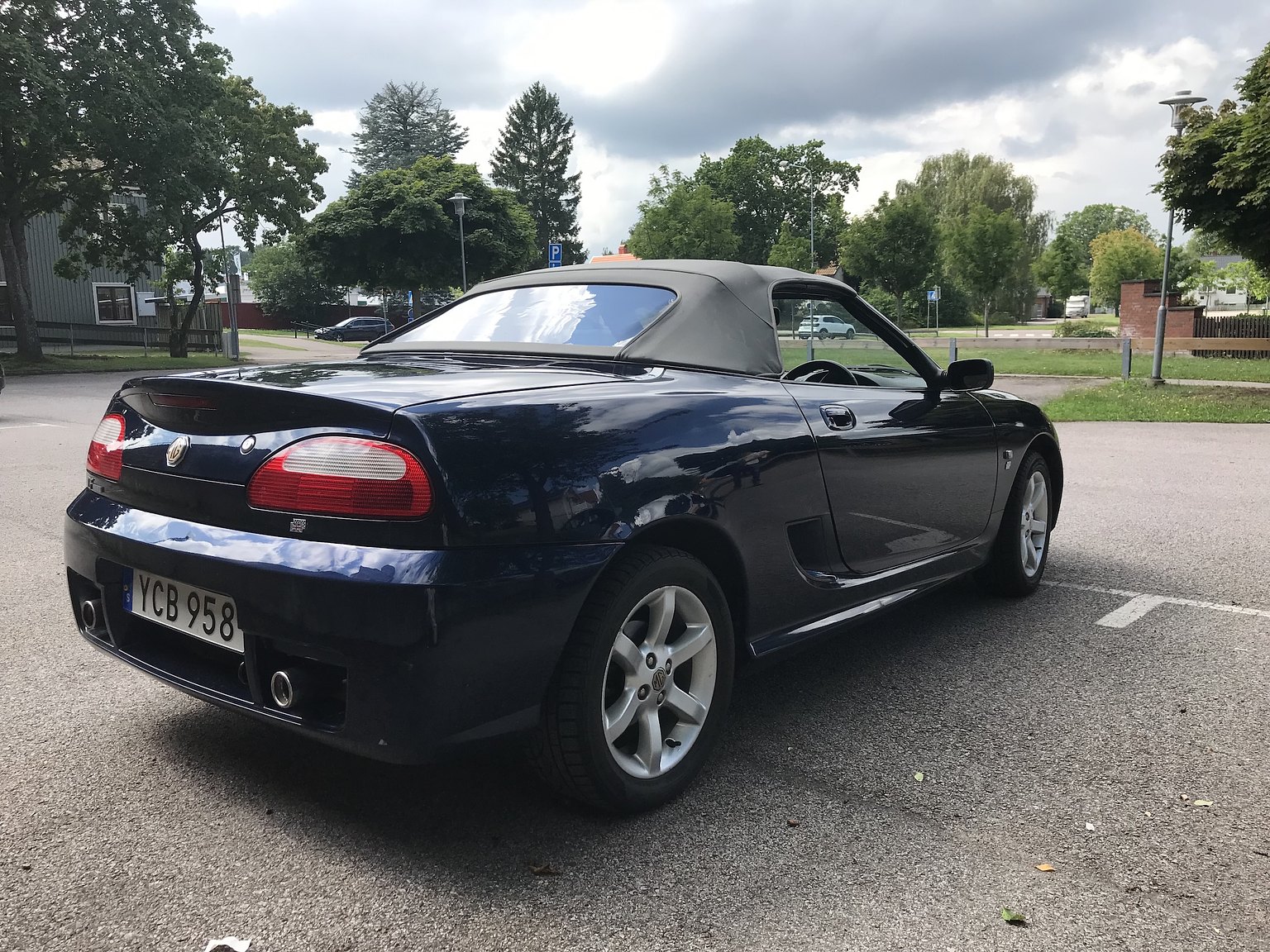 Exterior image of 2003 MG TF 135 1.8