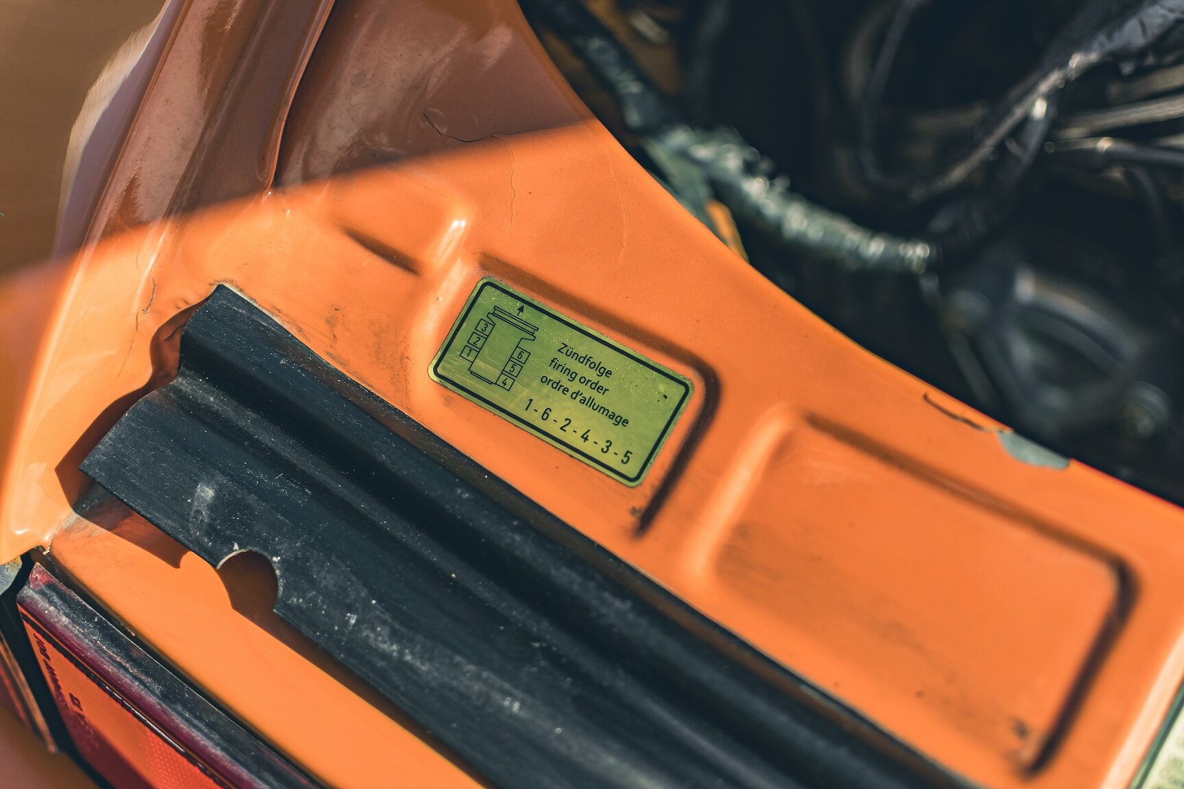 Image of Porsche 911 Carrera mechanics