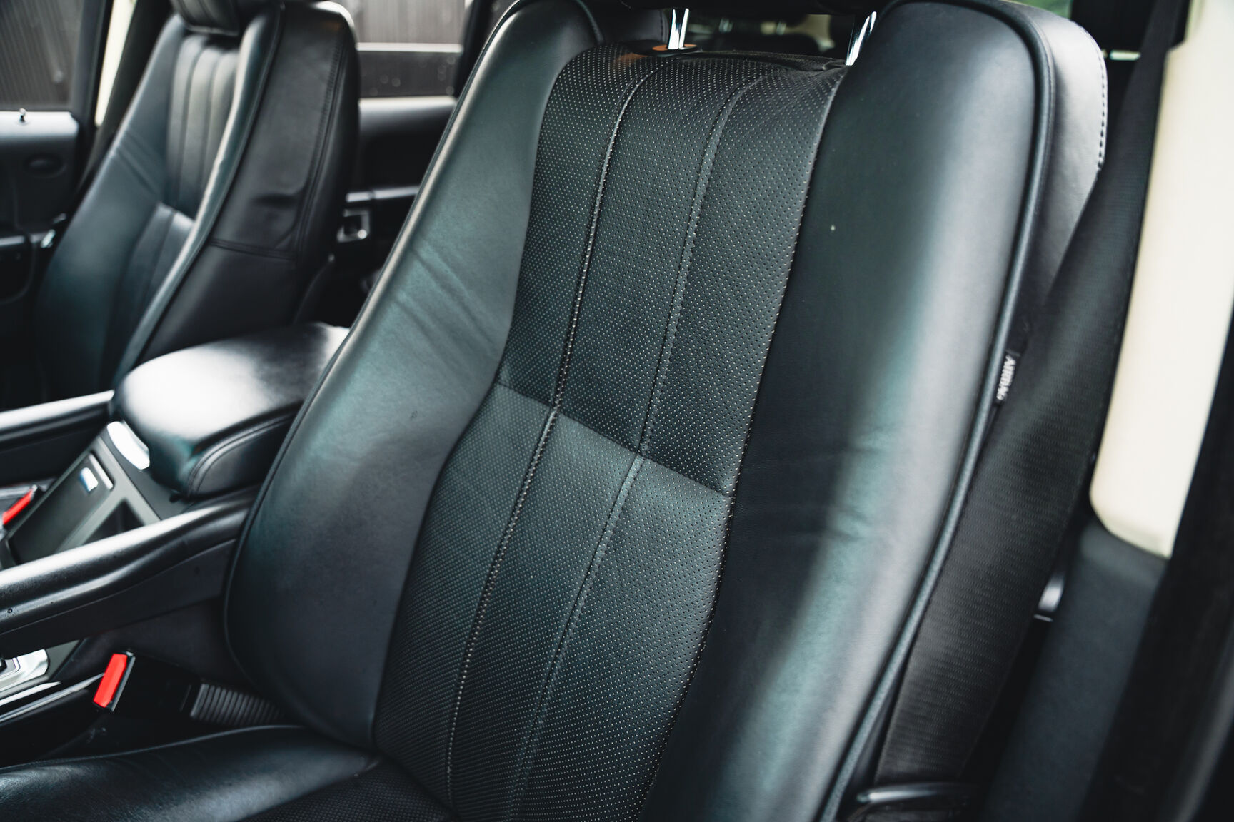 Interiörbild 2012 Range Rover TDV8 Vouge