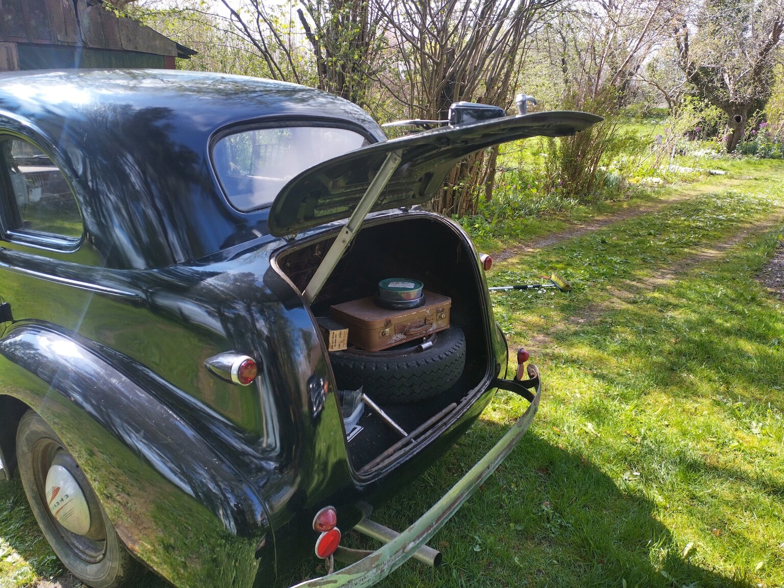 Exteriörbild på 1939 Chevrolet Master De Luxe Sedan Sport
