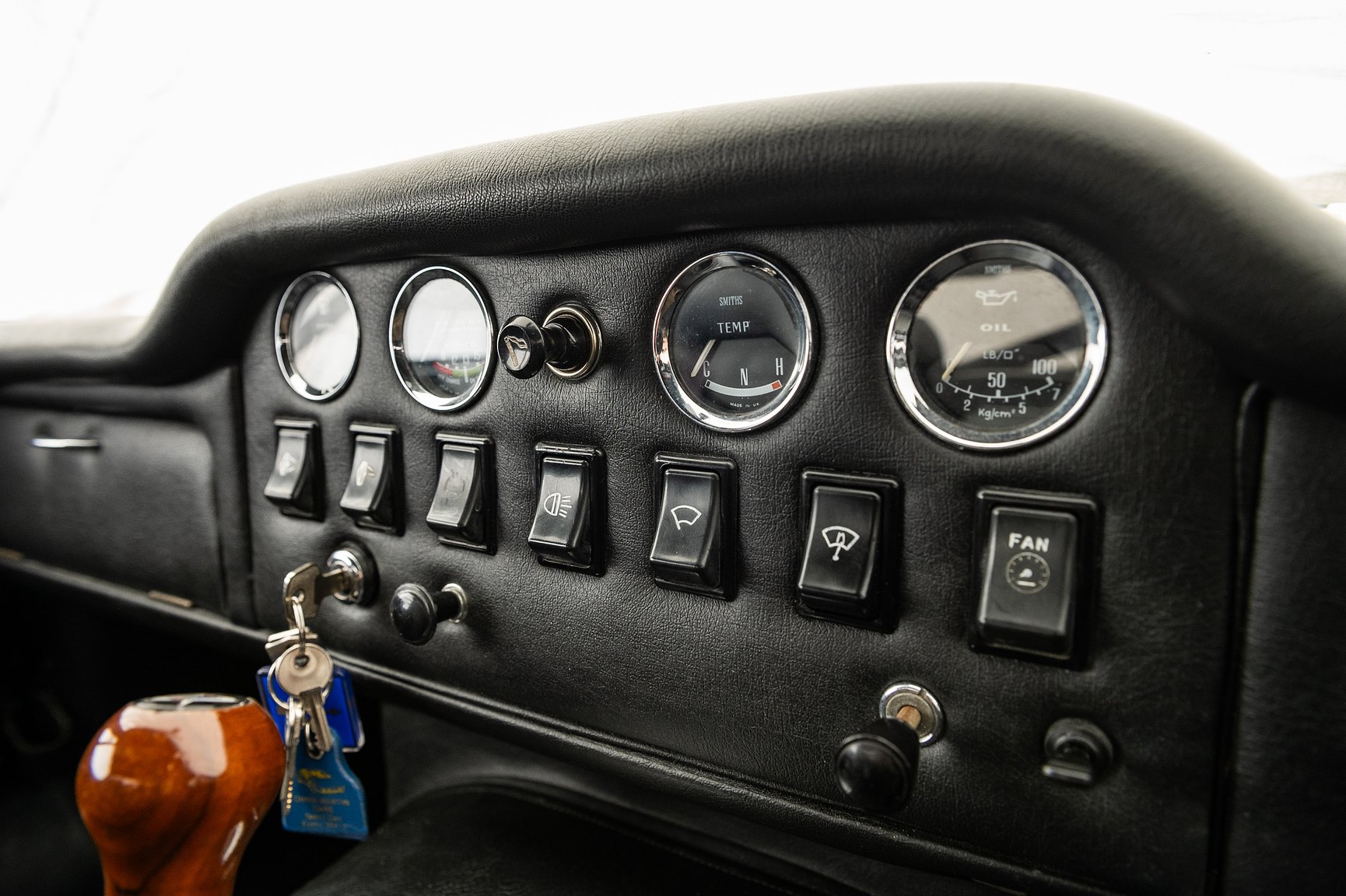 Interior image of 1969 Marcos 3000 GT