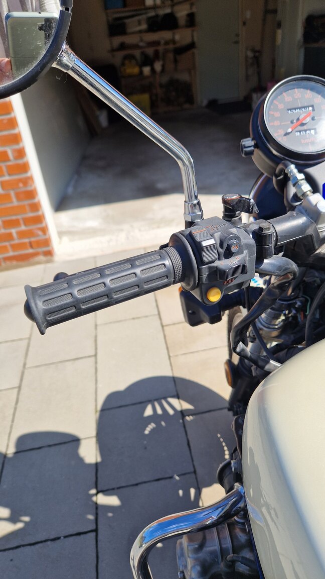 Exterior image of 1982 Honda CBX1000