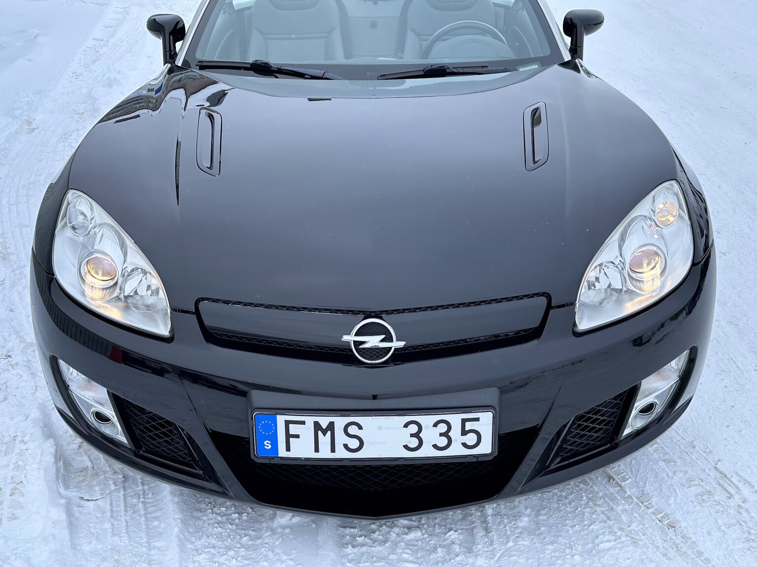 Exterior image of 2007 Opel Roadster GT (8)