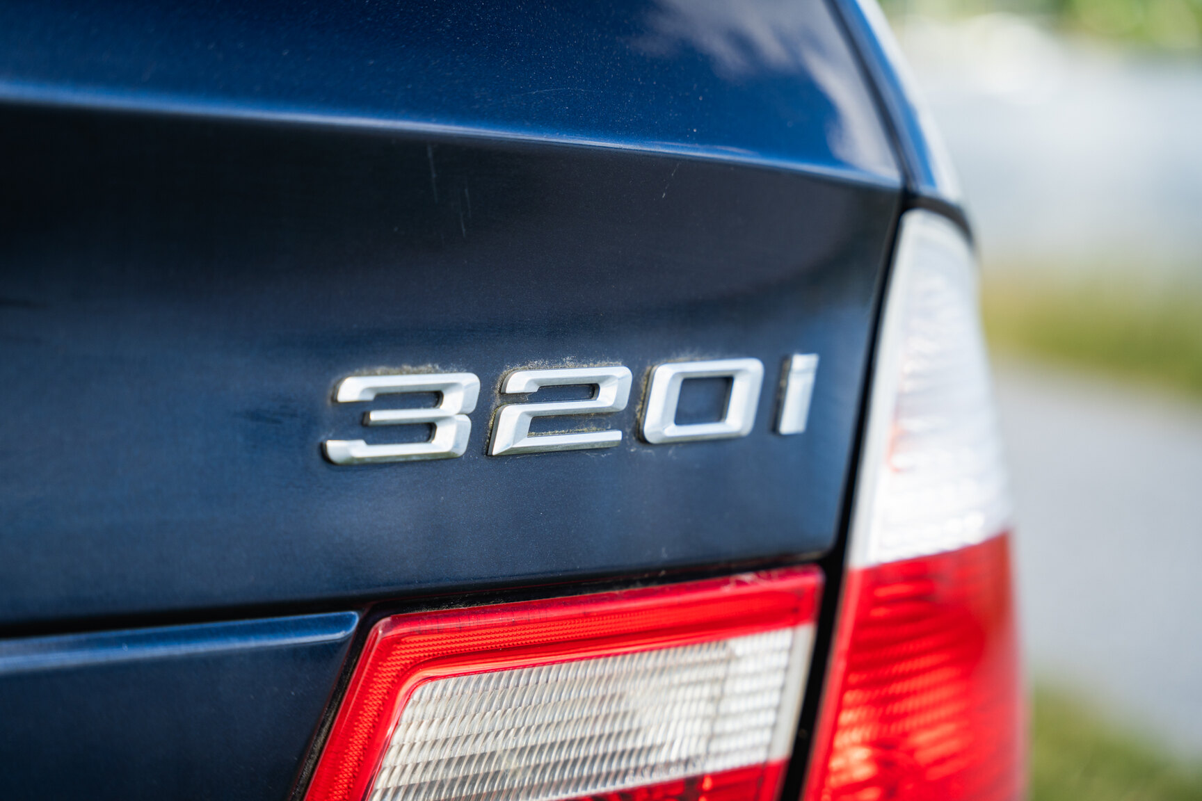 Exteriörbild på 2003 BMW 320i Touring