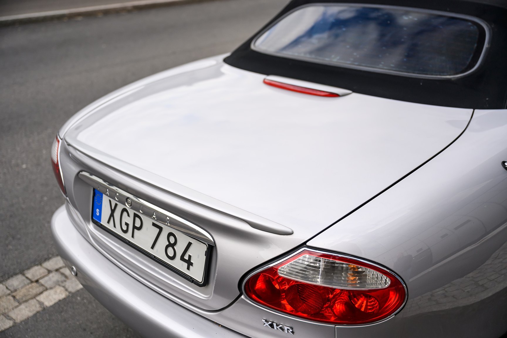 Exterior image of 2001 Jaguar XKR Silverstone