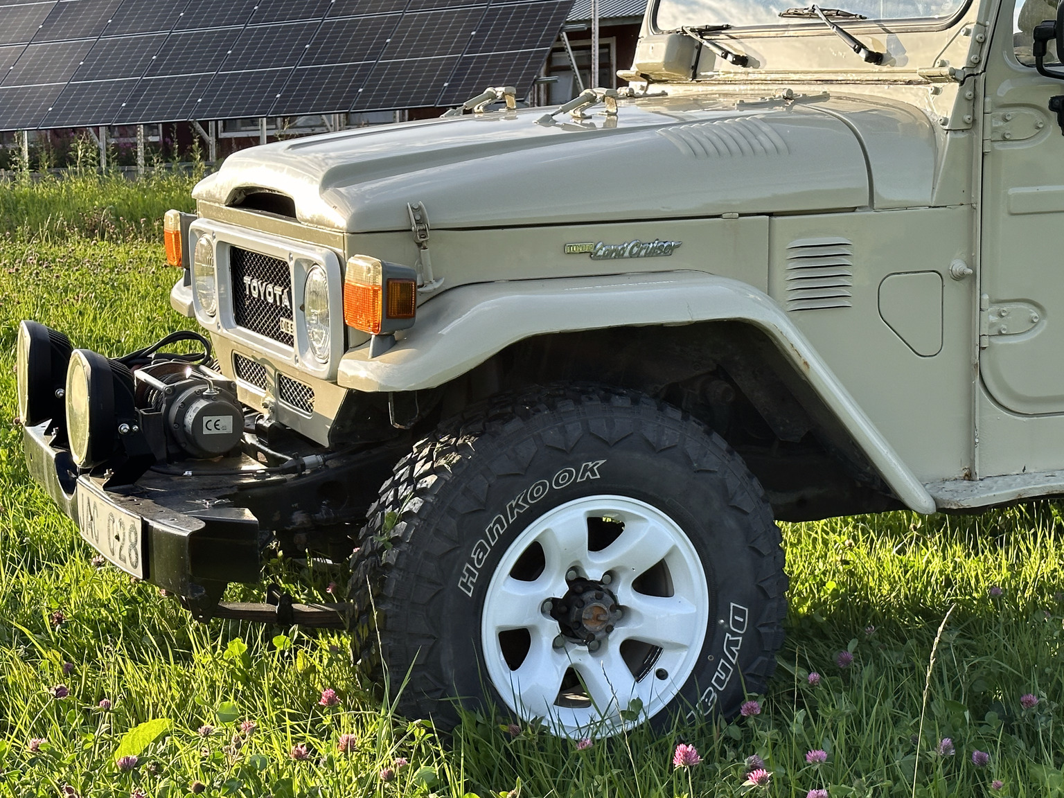 Exterior image of 1985 Toyota Land Cruiser BJ 42