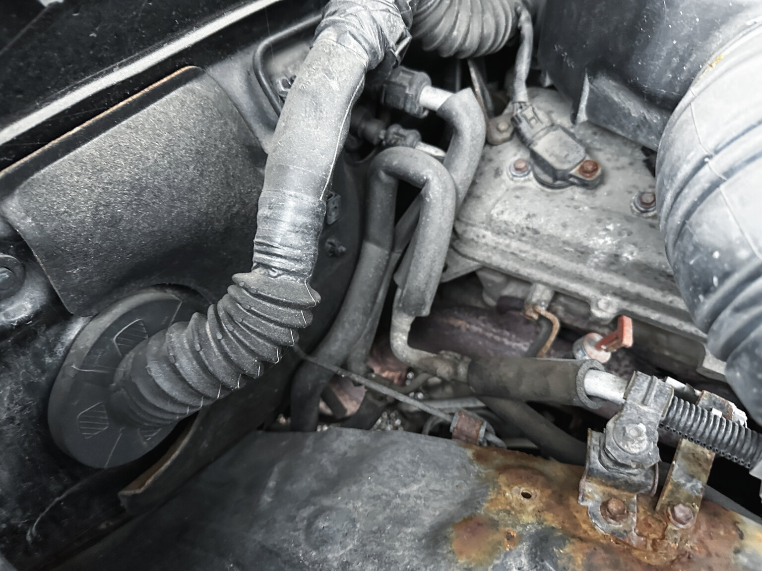 Image of 2004 Toyota Land Cruiser mechanics