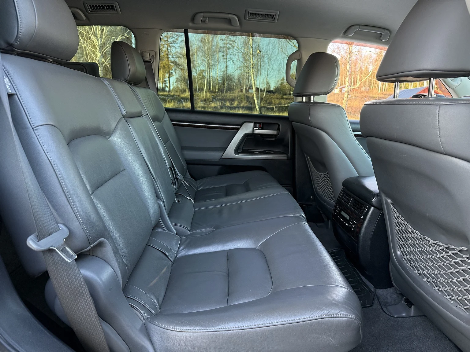 Interiörbild 2008 Toyota Land Cruiser 200 Series 4.5 V8 (41)