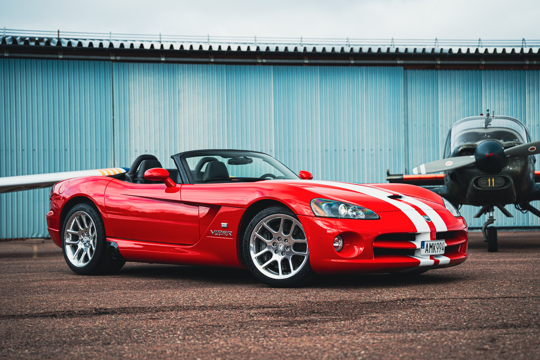 Exteriörbild på 2003 Dodge Viper SRT-10
