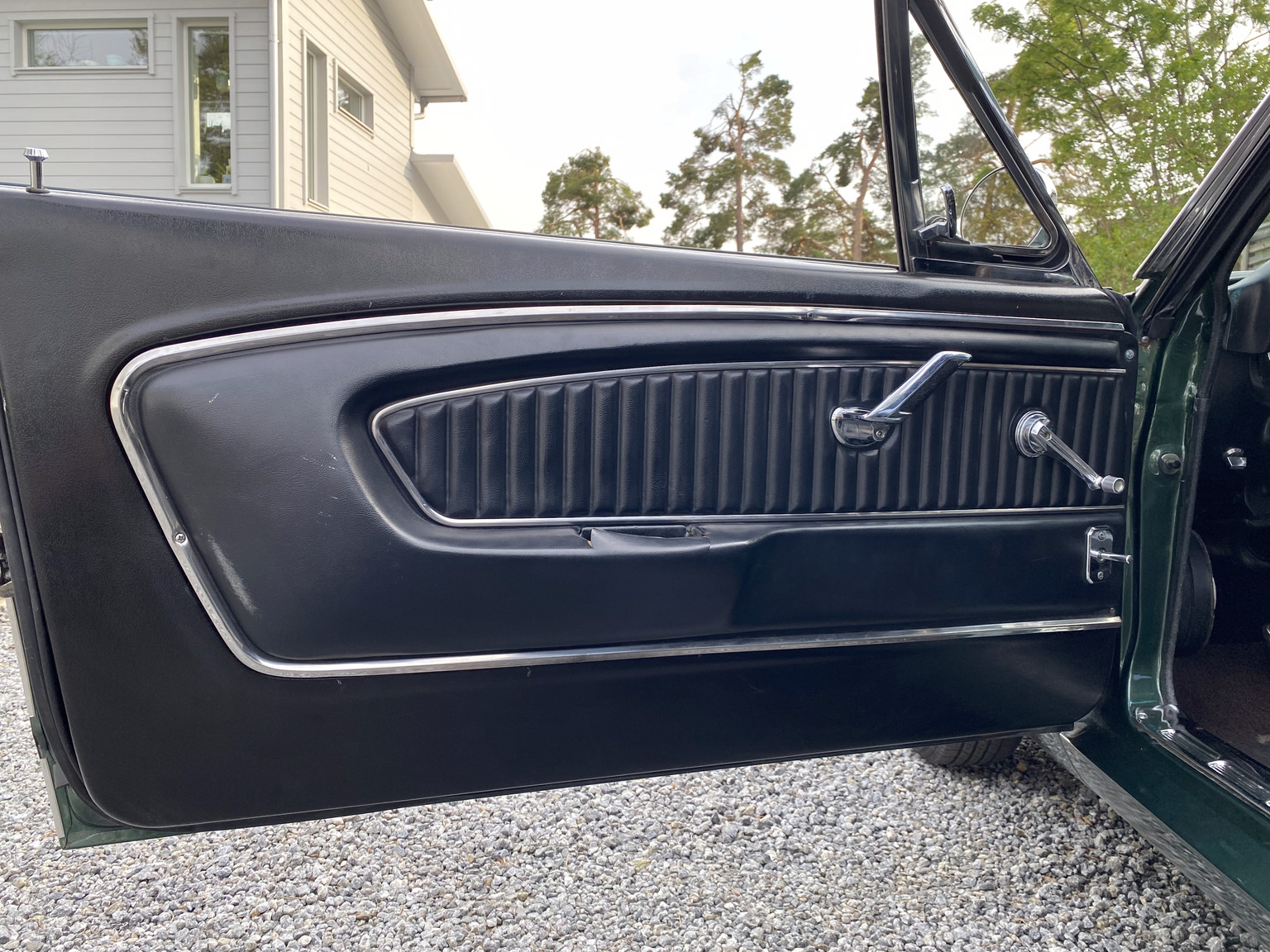 Interior image of 1966 Ford Mustang Fastback GT-clone (3)
