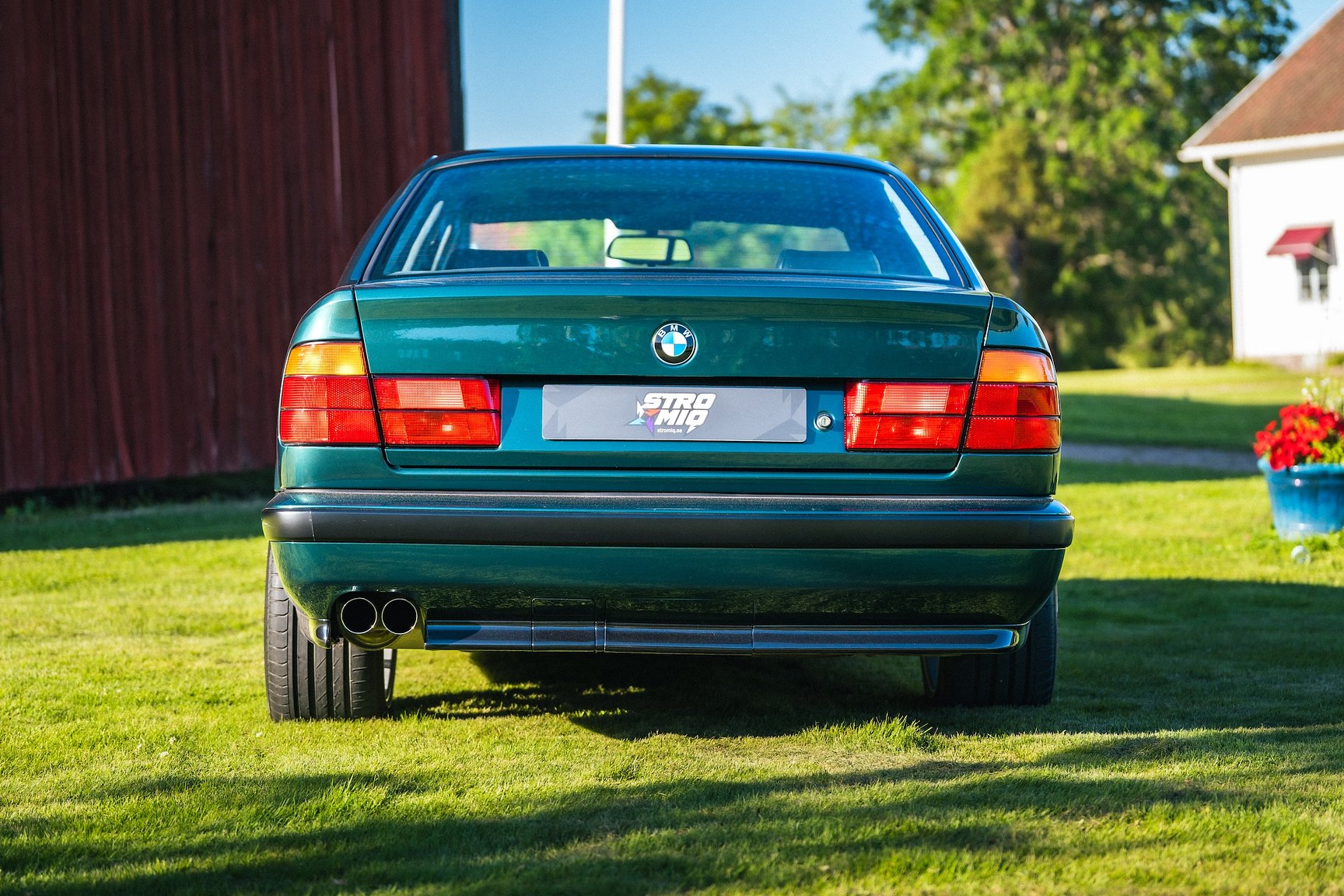 Exterior image of 1993 BMW 525 tds "No Reserve Auction"