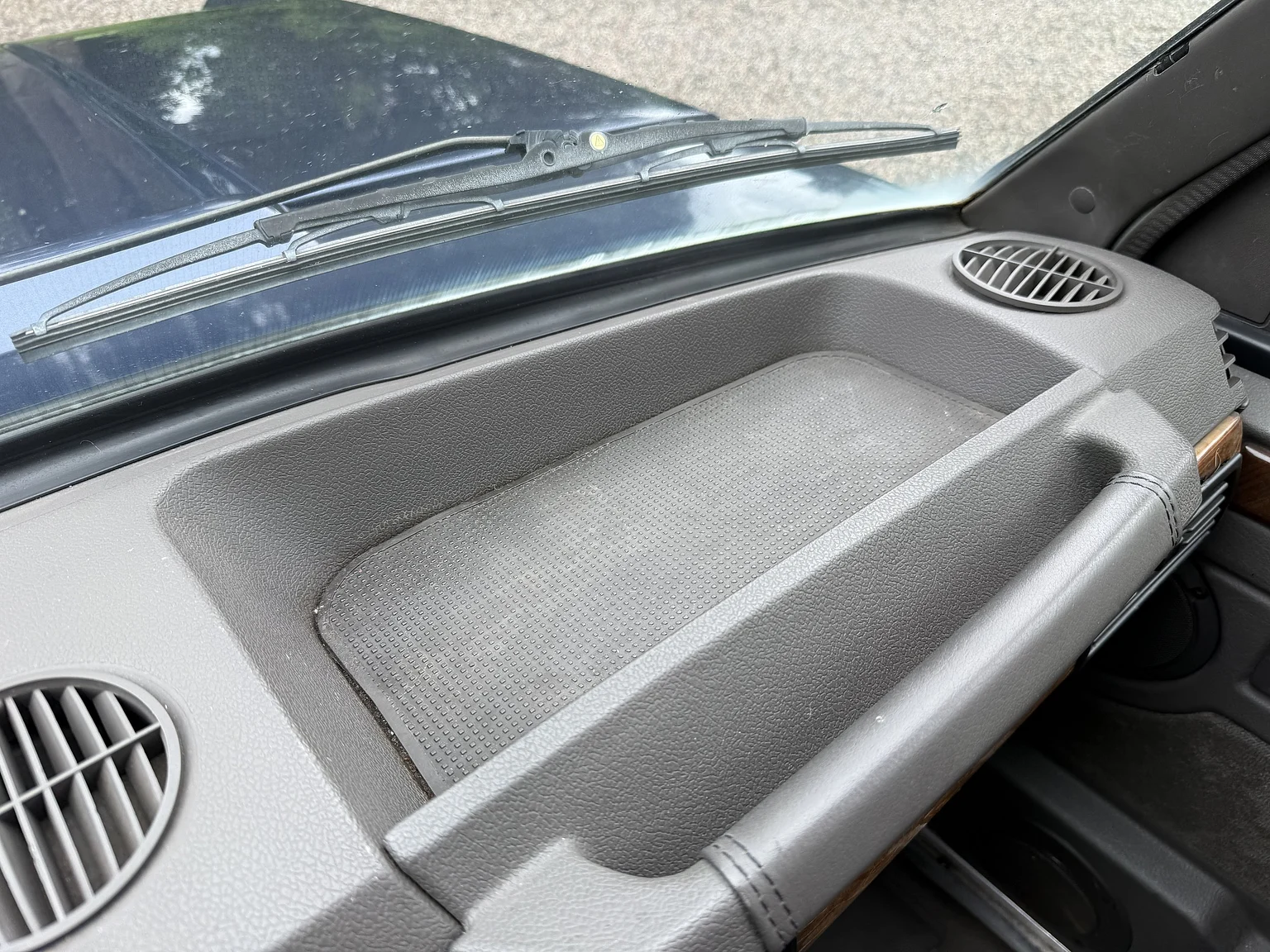 Innenraumfoto von 1990 Range Rover Vogue SE 3.9 (30)