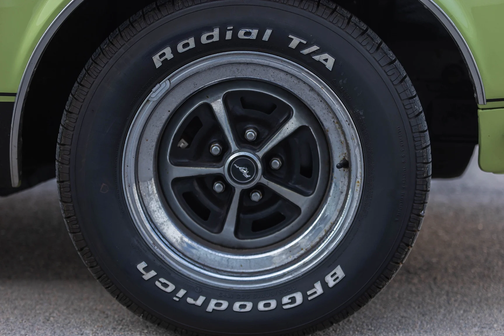 Exterior image of 1971 Ford Mustang Mach 1 351cui (16)