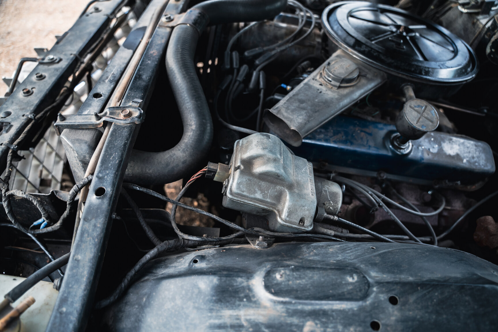Image of 1968 Cadillac De Ville Convertible mechanics