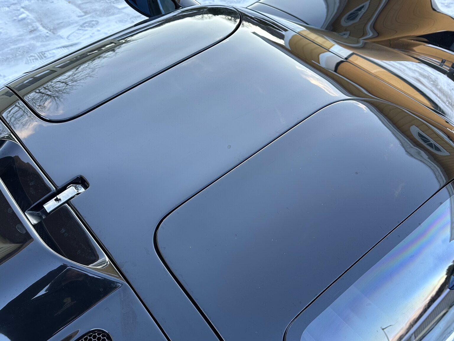 Exteriörbild på 2021 Ultima Evolution LS3
