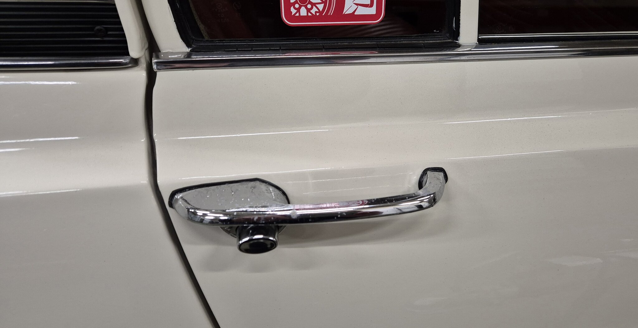 Exteriörbild på 1967 Toyota Corona