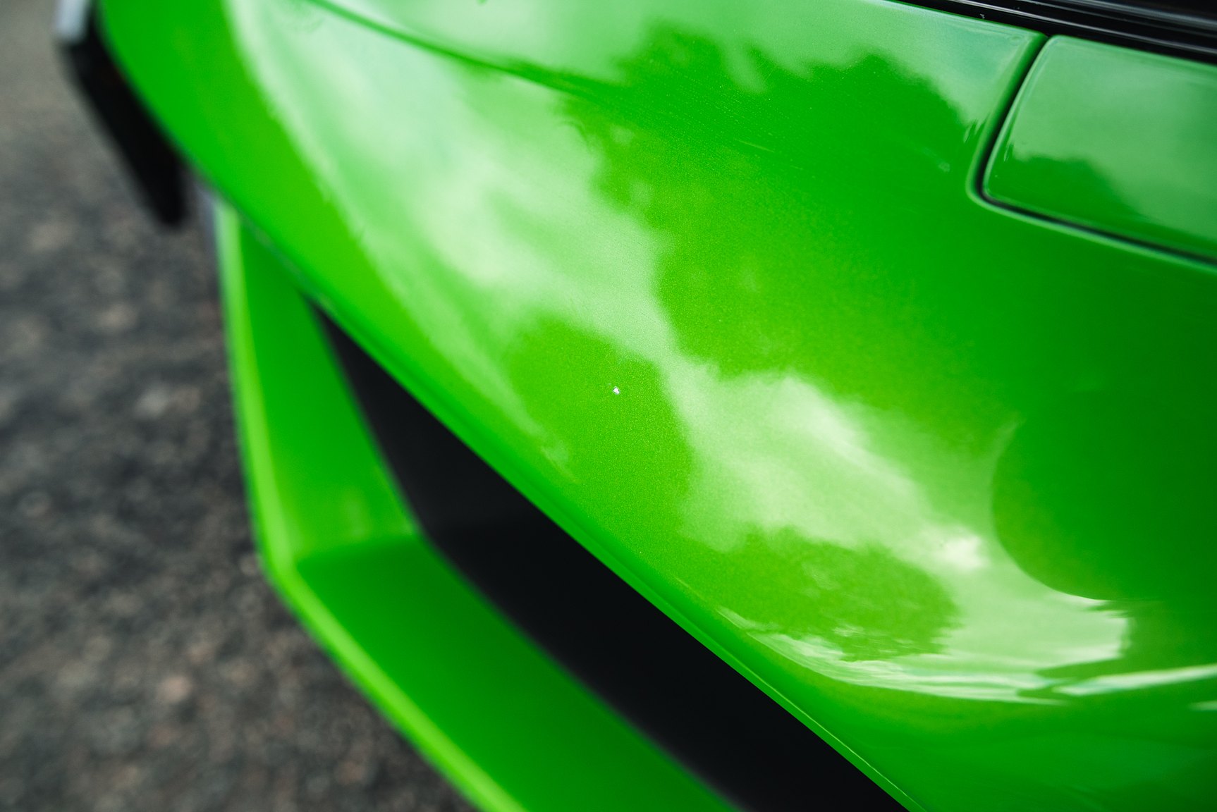 Exterior image of 2016 Lamborghini Huracan LP-610-4
