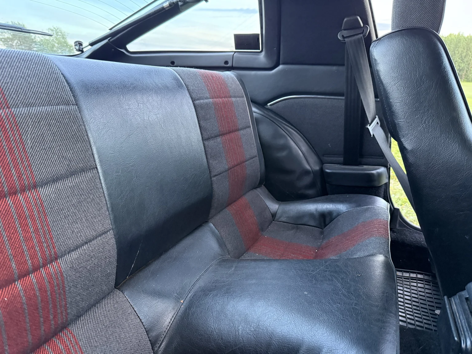 Interiörbild 1983 Mazda RX-7 (47)