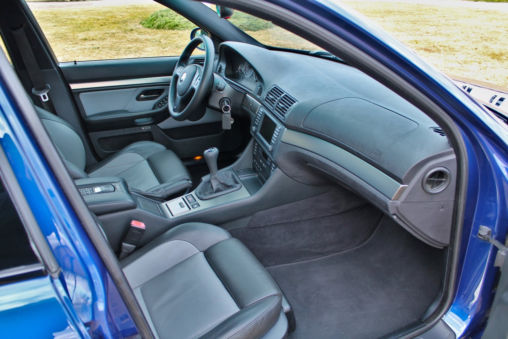Interiörbild 2003 BMW M5