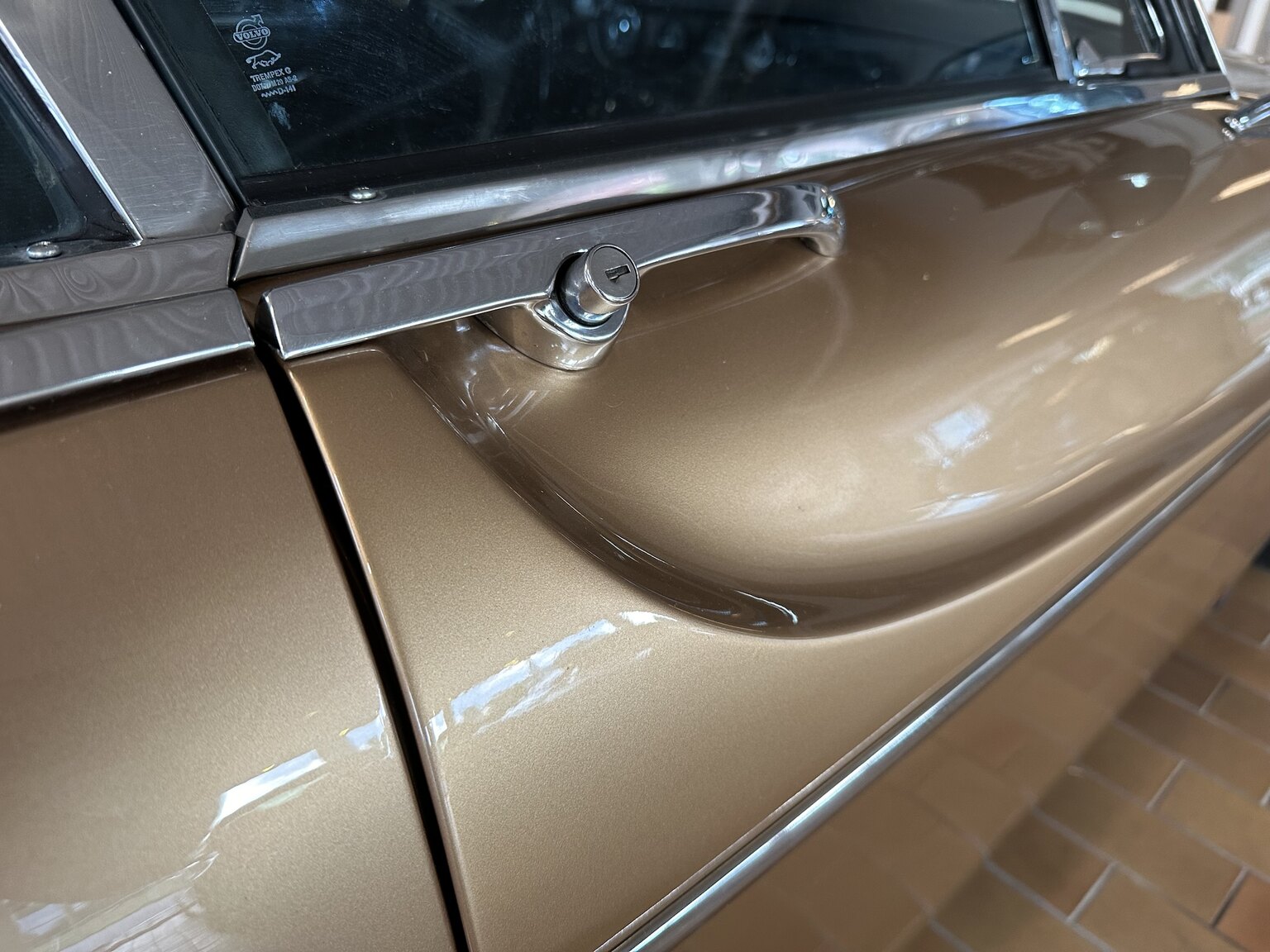 Exterior image of 1973 Volvo 1800 ES (28)