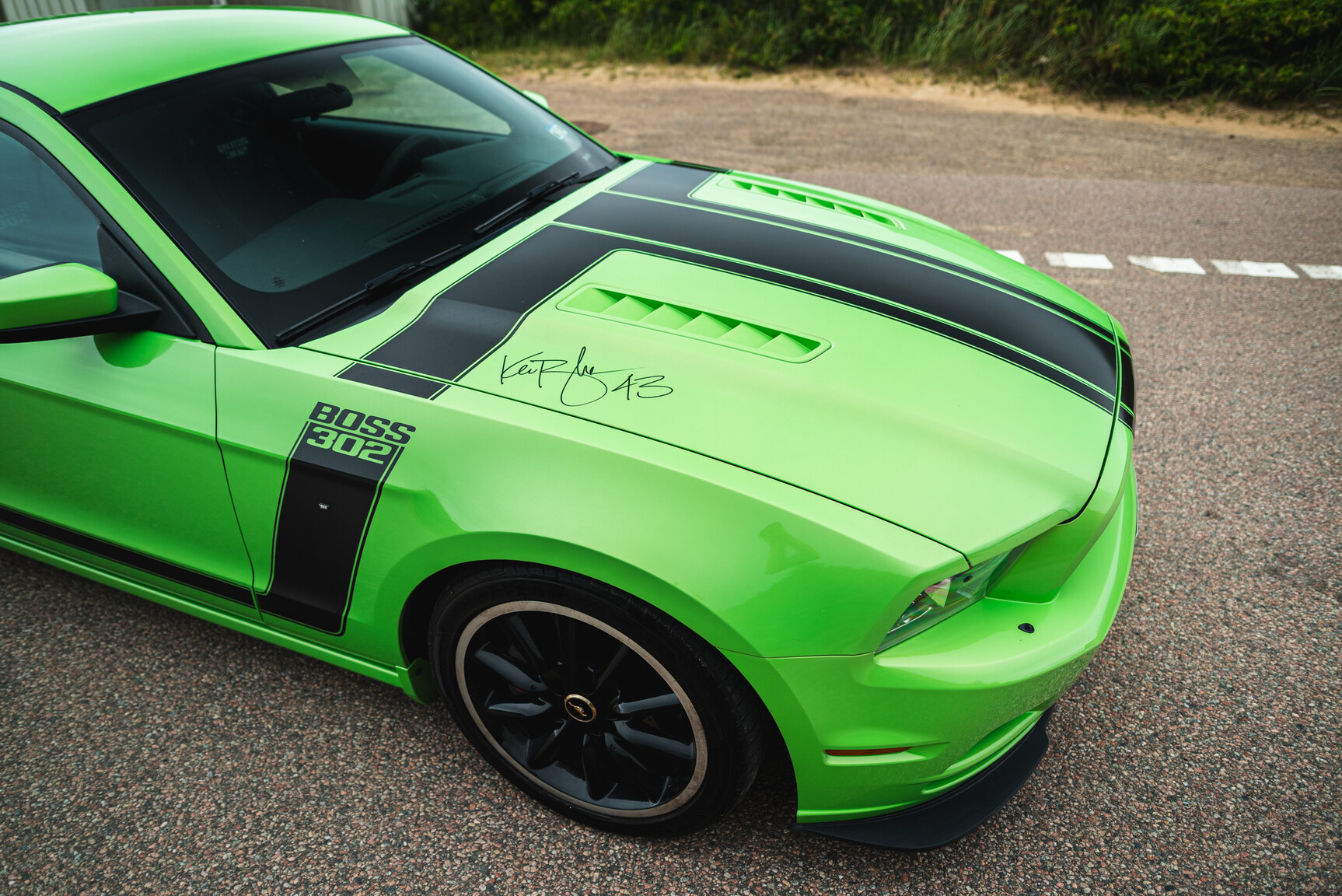 Exterior image of 2013 Ford Mustang Boss 302
