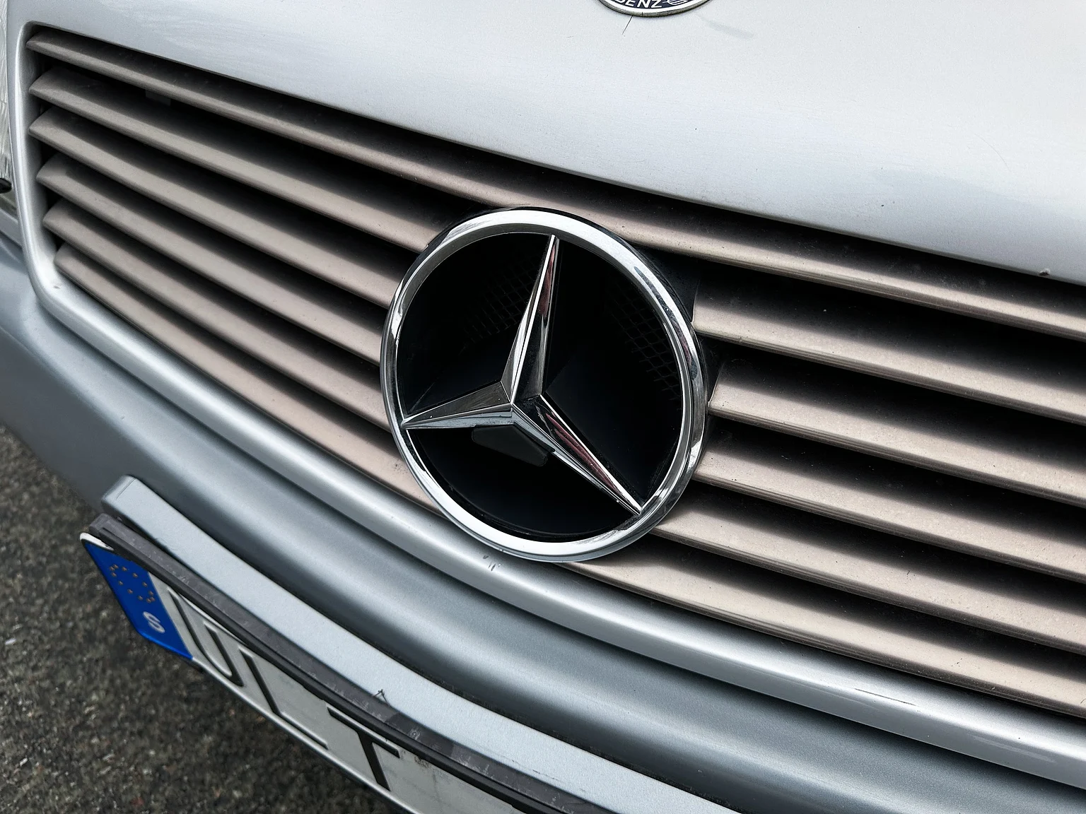 Exteriörbild på 1993 Mercedes-Benz 600 SL (49)