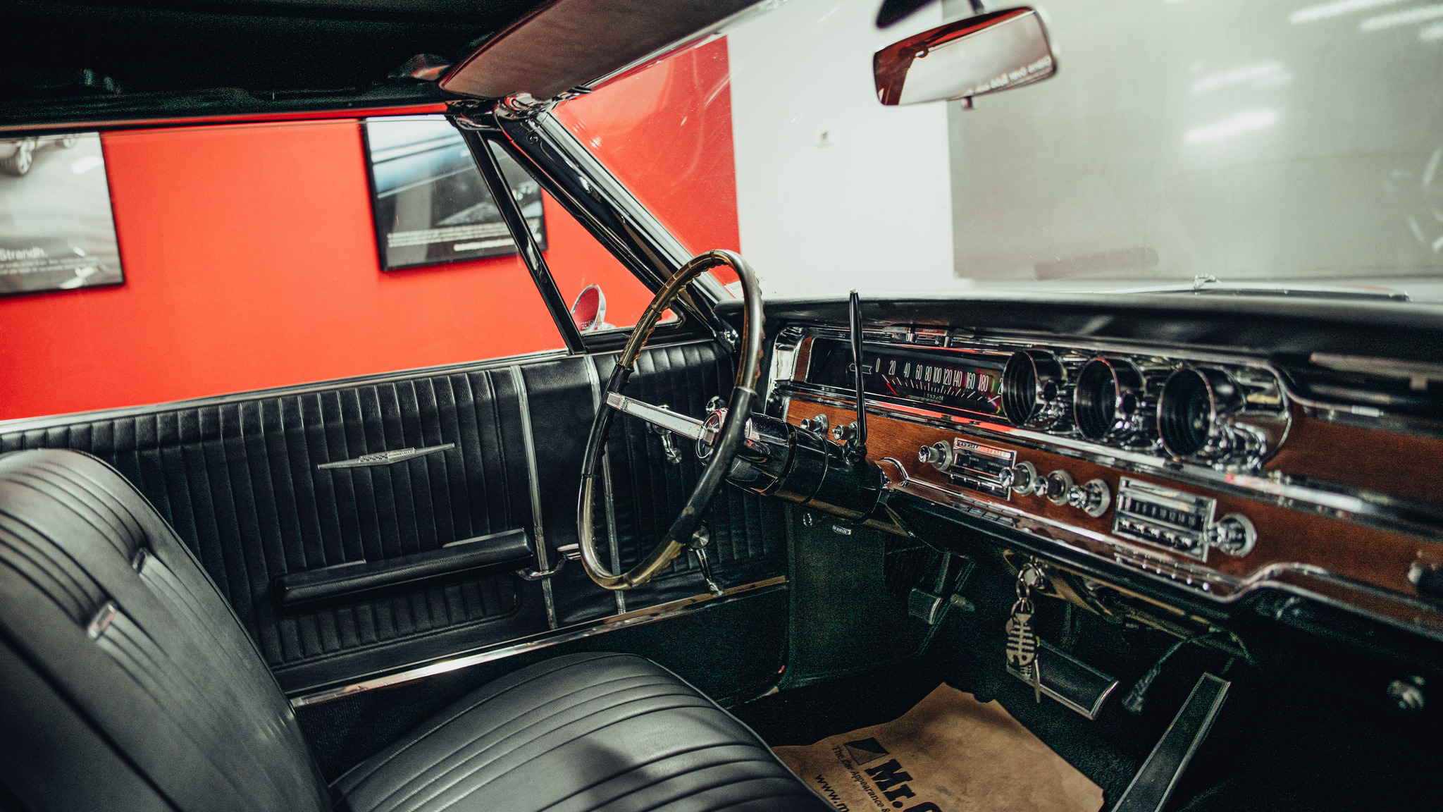 Interiörbild 1965 Pontiac Bonneville Cabriolet 6.4 V8