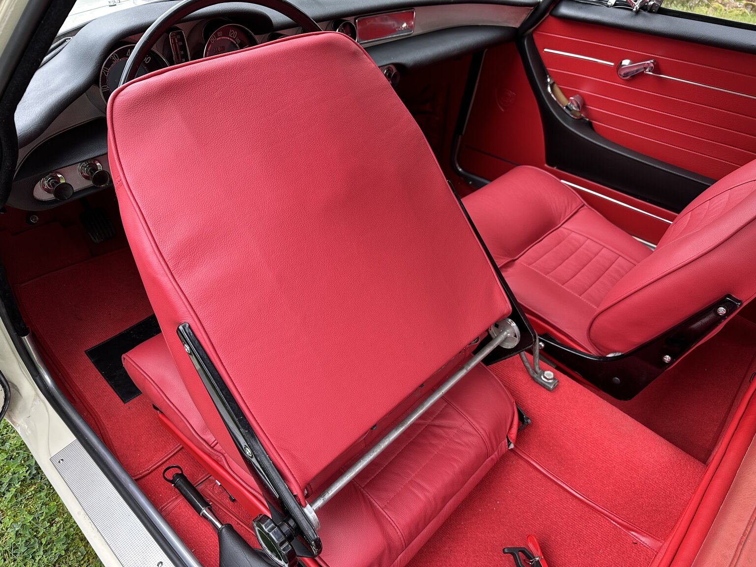 Innenraumfoto von 1964 Volvo P 1800 S