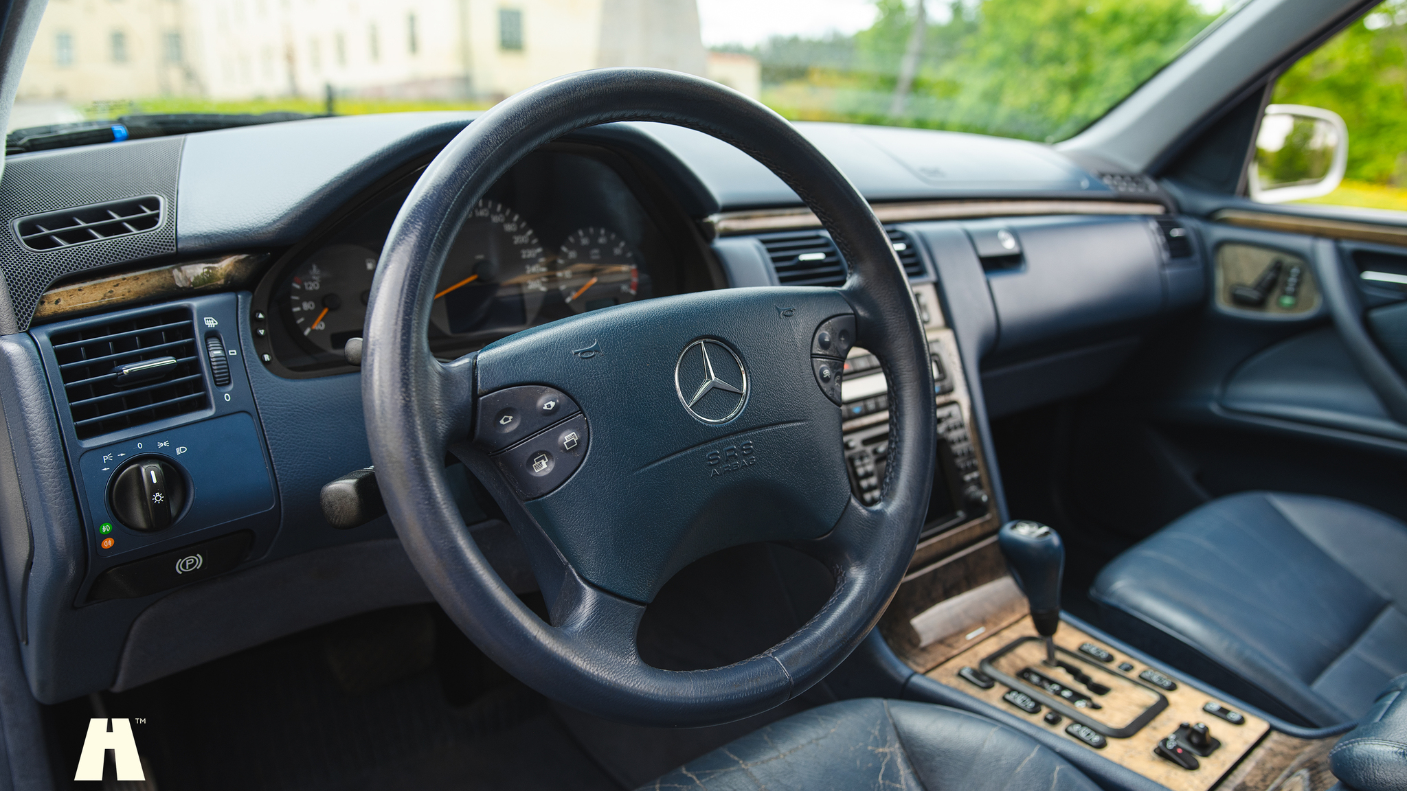 Interiörbild 2000 Mercedes E430