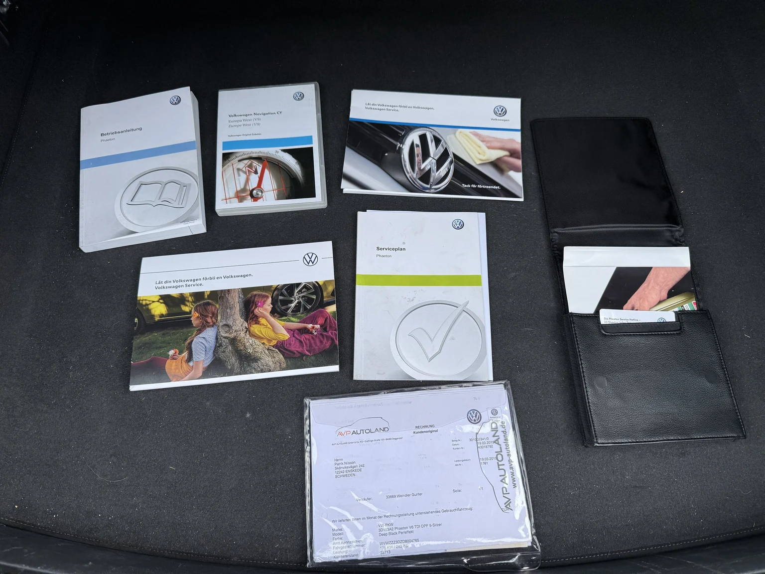 Documentation for 2013 Volkswagen Phaeton 3.0 TDI (1)