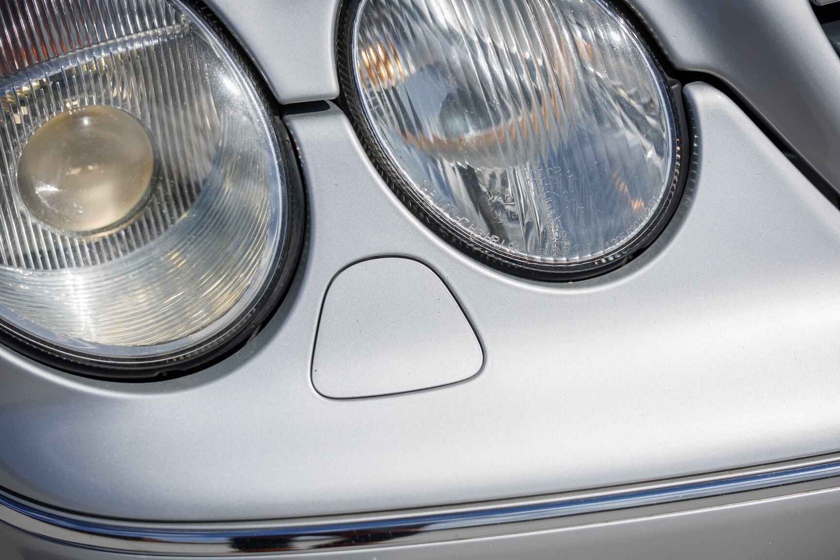 Exterior image of 2000 Mercedes-Benz CL600