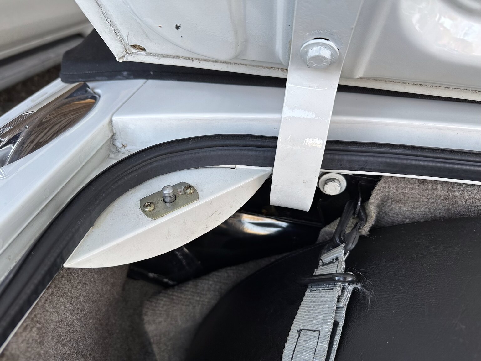 Innenraumfoto von 1985 Jaguar XJ-SC