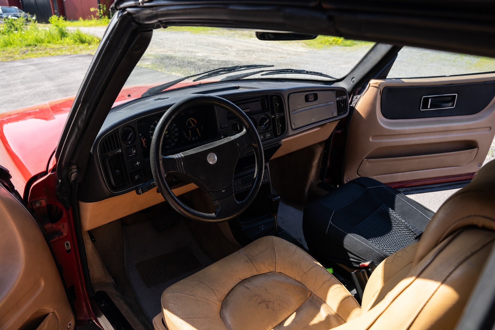 Interior image of 1988 Saab 900 Turbo Convertible