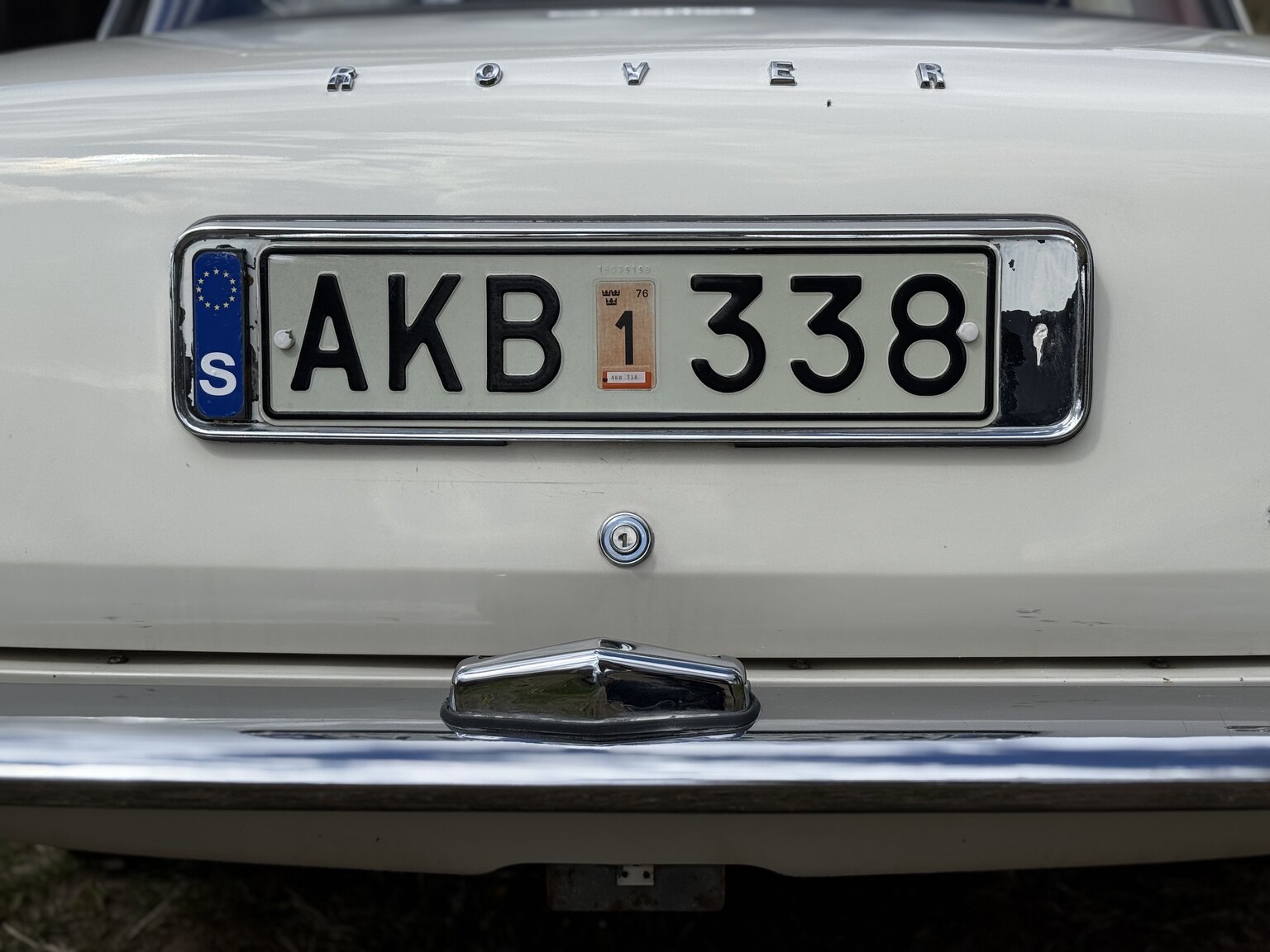 Exterior image of 1967 Rover 2000 TC 2.0 OHC