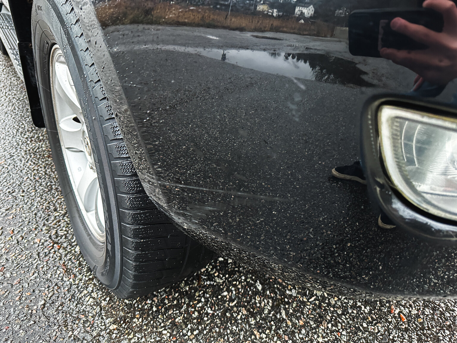 Exterior image of 2004 Toyota Land Cruiser